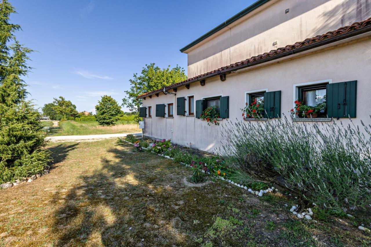 S T Apartment Cavallino-Treporti Dış mekan fotoğraf